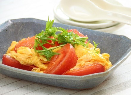 卵とトマトのシャンタン炒め
